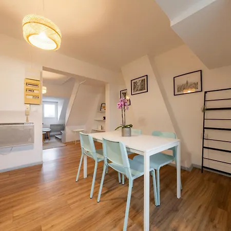 Duplex La Parenthese Enchantee