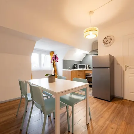 Duplex La Parenthese Enchantee